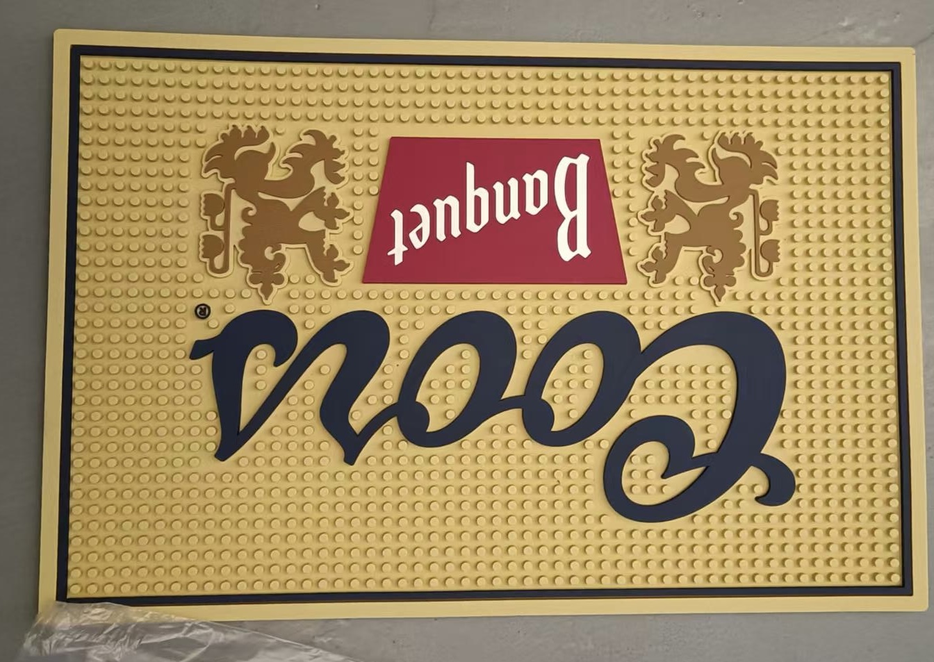 Tapis de bar pour comptoir - 1 - Home Bar Cafe avis et prix